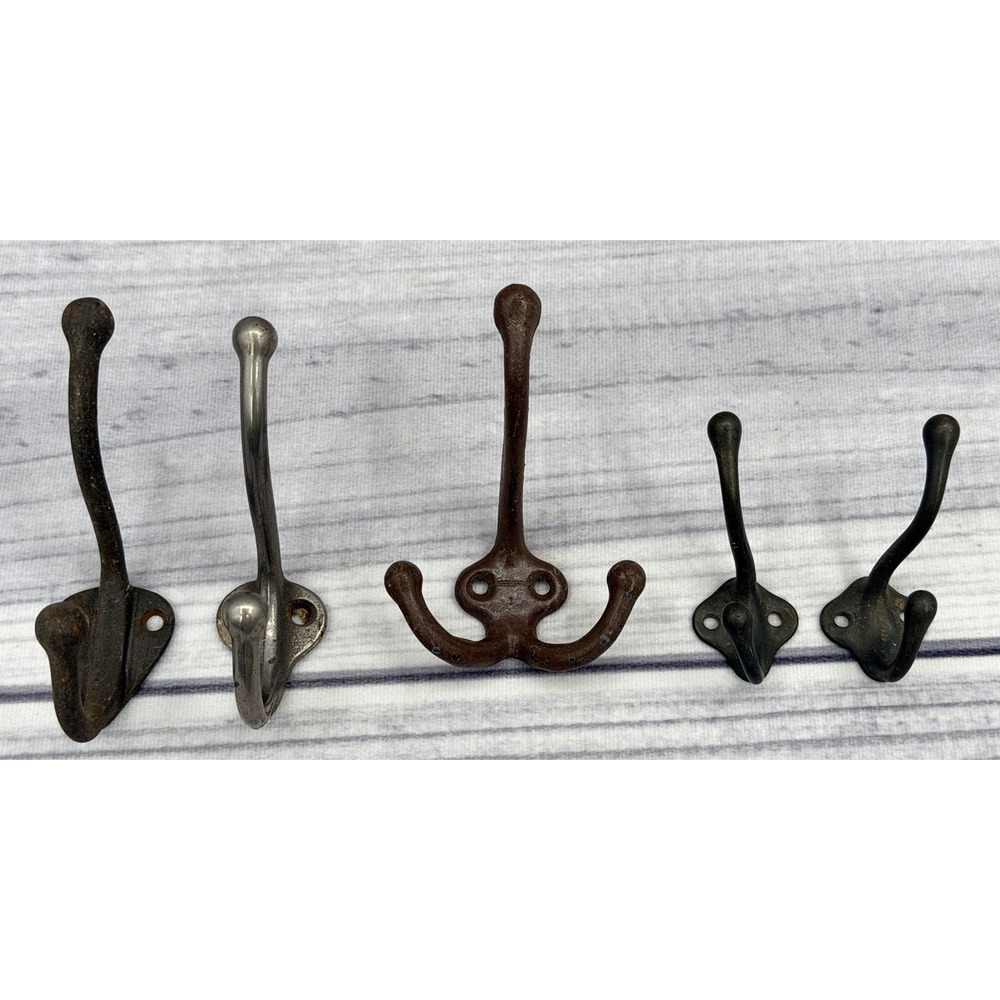 LOT OF 5 ANTIQUE SALVAGED HOOKS - ASSORTED SIZES